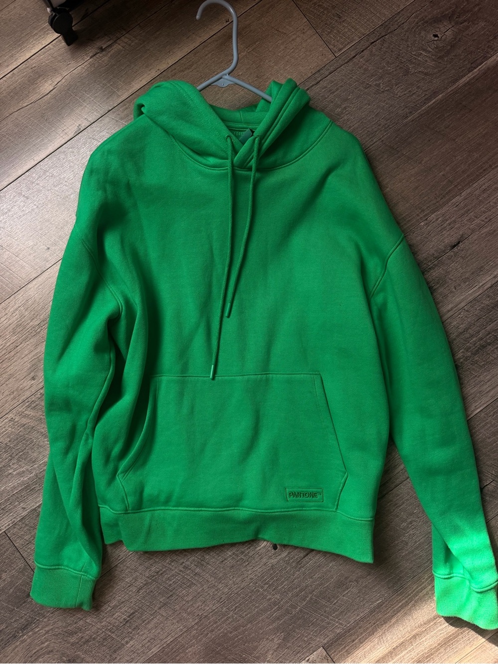 Forever 21 Pantone Bright Green Hooded Pullover Sweatshirt